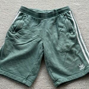 adidas shorts with zipper pockets